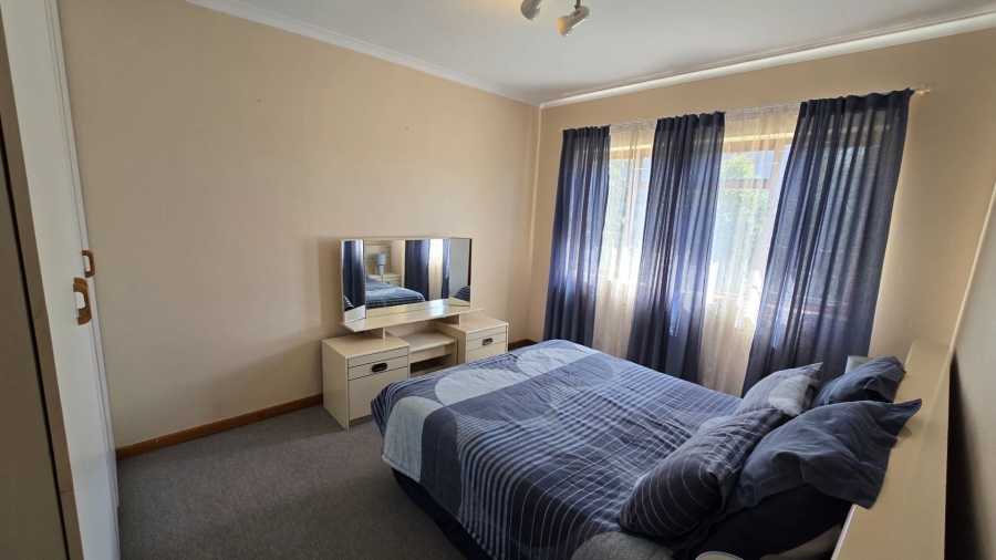4 Bedroom Property for Sale in Wellway Park Western Cape